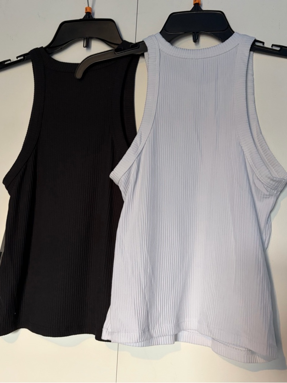 NWT: TWO No Boundaries Ribbed Crop Tank Tops - Black and White - Picture 4 of 4
